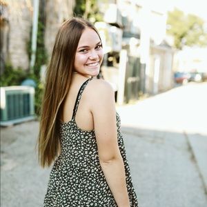Meet your Posher, Alyssa